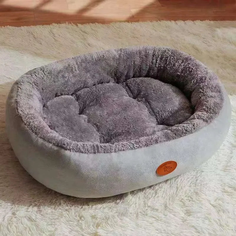 New breathable waterproof oval polyester pet bed, suitable for medium/large dogs and cats, usable all year round, no assembly required