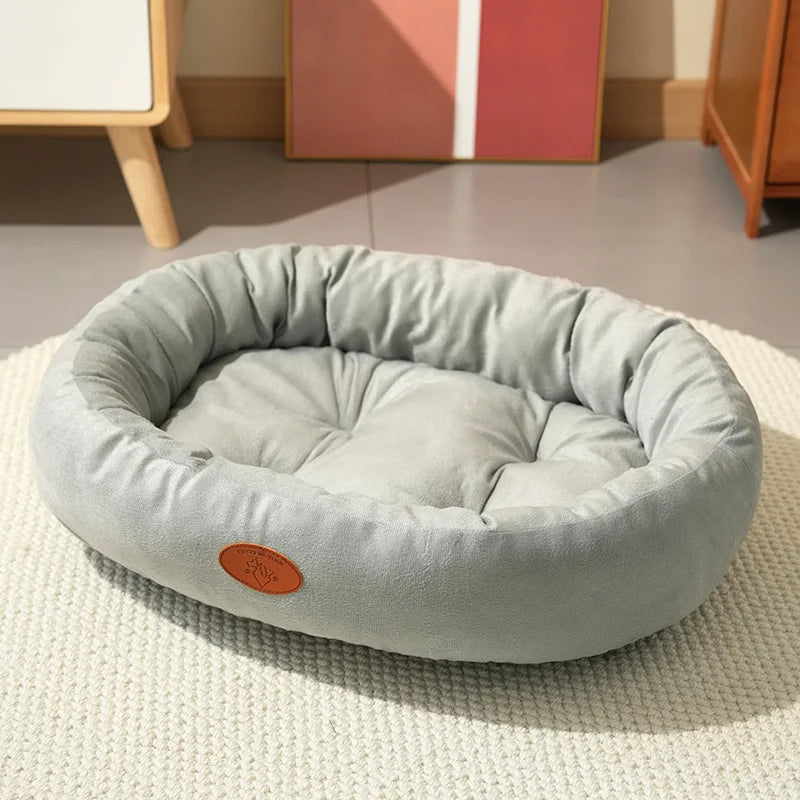 New breathable waterproof oval polyester pet bed, suitable for medium/large dogs and cats, usable all year round, no assembly required